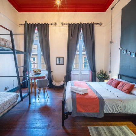 Maki Hostels & Suites Вальпараисо Экстерьер фото