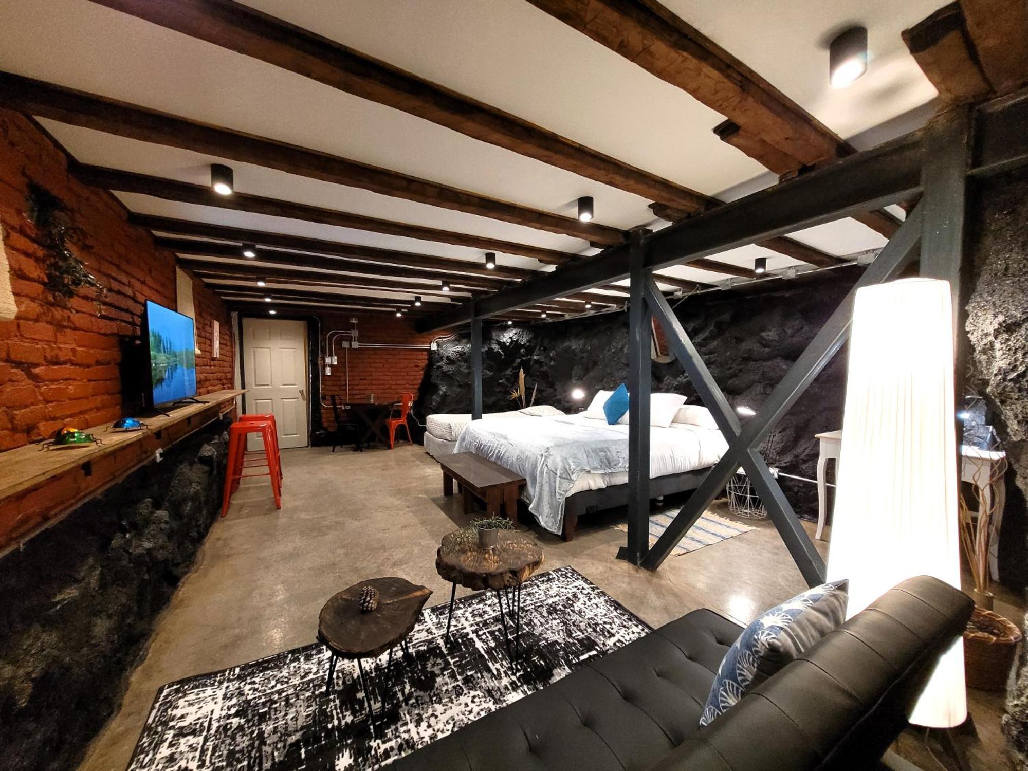 Maki Hostels & Suites Вальпараисо Экстерьер фото