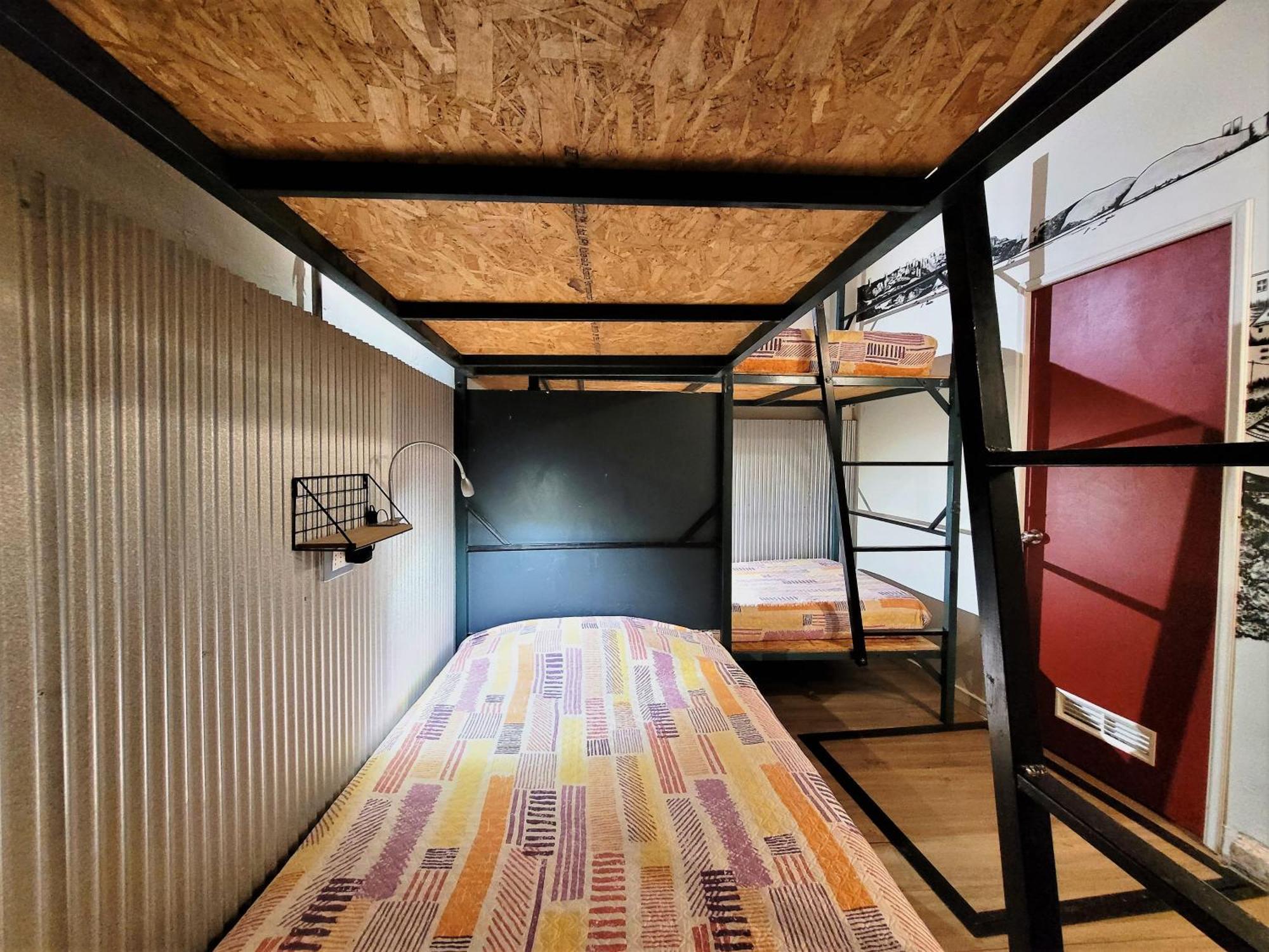 Maki Hostels & Suites Вальпараисо Экстерьер фото