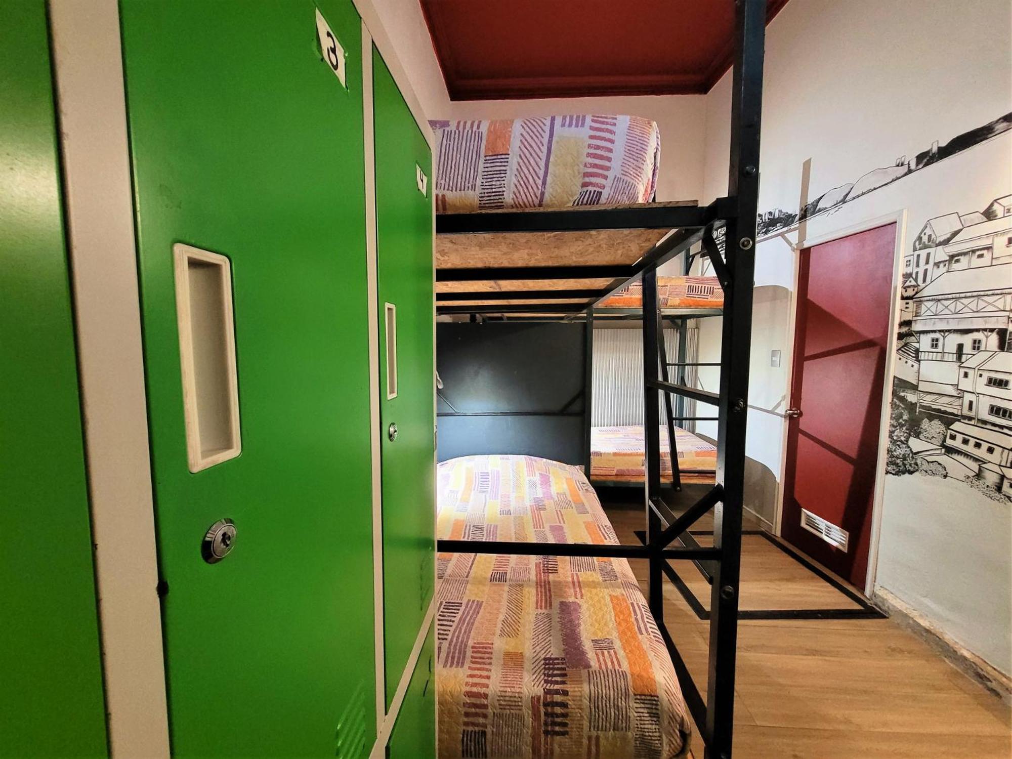 Maki Hostels & Suites Вальпараисо Экстерьер фото