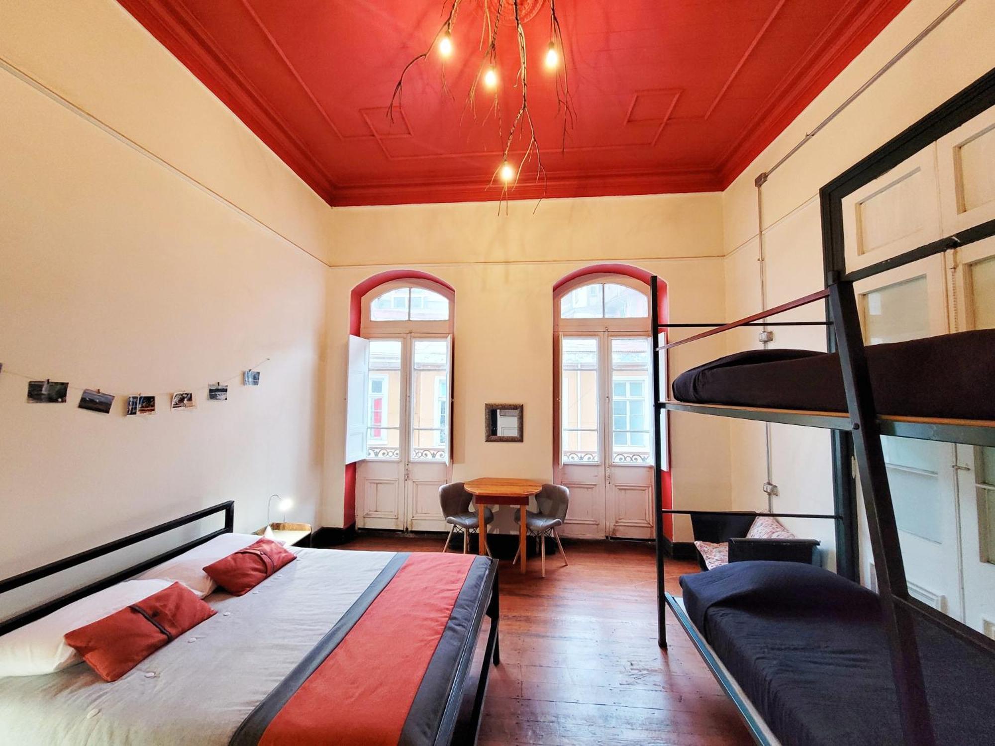 Maki Hostels & Suites Вальпараисо Экстерьер фото